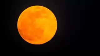 El eclipse iniciará a las 3:47 horas del miércoles 26