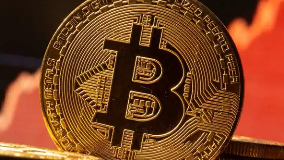 Actualmente, la capitalización de mercado de Bitcoin es de u$s901.228.315.425 y circulan 18.801.593 Actualmente, la capitalización de mercado de Bitcoin es de u$s901.228.315.425 y circulan 18.801.593