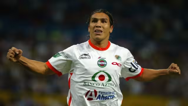 Salvador Cabañas arribó a Jaguares e Chiapas proveniente de la liga de Chile donde jugaba con el Audax Italiano