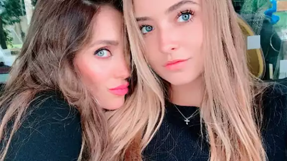 Ana Pau, sobrina de Anahí, celebra sus 18 años en una fiesta muy íntima Ana Pau, sobrina de Anahí, celebra sus 18 años en una fiesta muy íntima