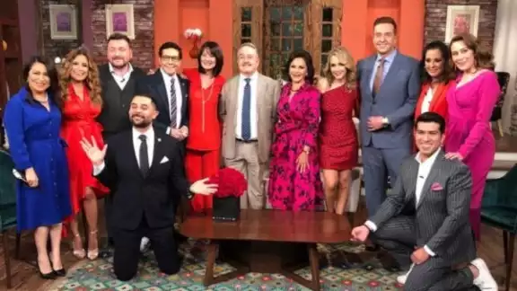 Ventaneando festejó 25 años en la televisión mexicana Ventaneando festejó 25 años en la televisión mexicana