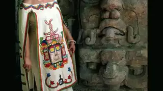 El baile y traje de Chetumaleña se presentó por primera ocasión durante la visita del entonces presidente Adolfo López Mateos en 1959 a Chetumal