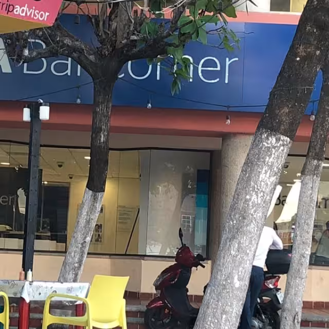 El intento de robo se registró en las afueras del banco ‘BBVA’  ubicado en el Mercado 28 de Cancún