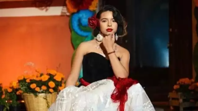 Ángela Aguilar habla sobre el poder que Pepe Aguilar ha tenido sobre ella y cómo la ha ayudado en su carrera