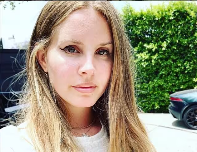 Instagram @lanadelrey