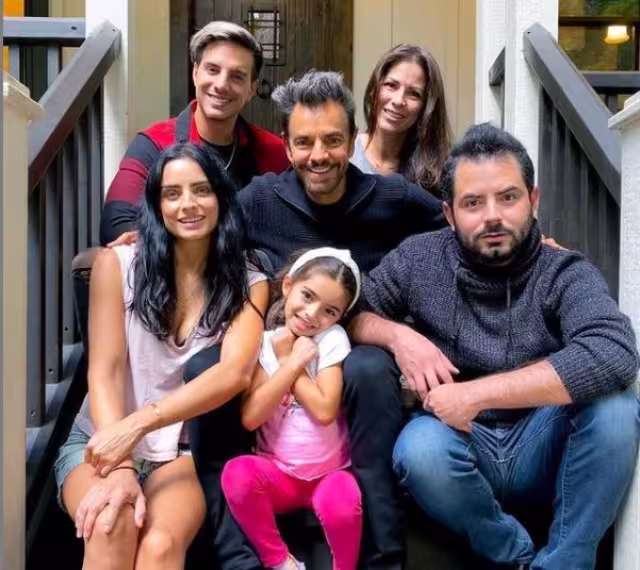 De la dinastía Derbez, quien más ingresos percibe es el patriarca