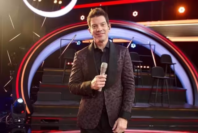 Yahir perdió el miedo a conducir La Academia en la tercera semana