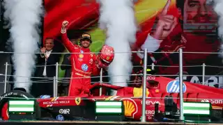 Victoria de Carlos Sainz en México es una despedida  perfecta de Ferrari