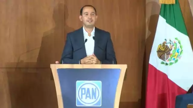 Marko Cortés dijo haberse reunido con el expresidente Vicente Fox, Felipe Calderón, Margarita Zavala, quien regresaron