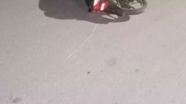 Los motociclistas identificados como Juan Manuel Baeza y Patricia Chan Cammal transitaba con una motocicleta Italika 125