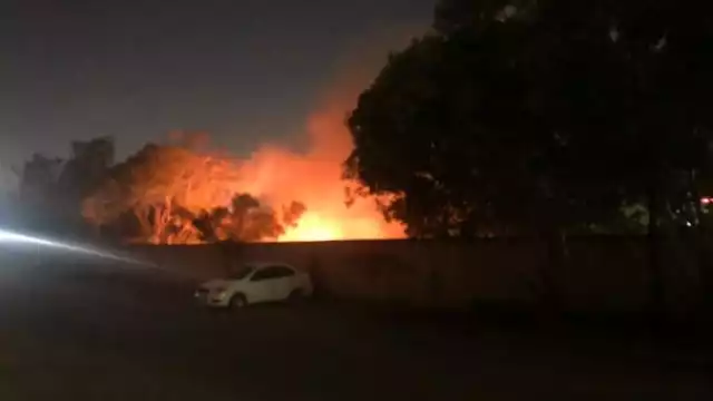 Las flamas podían verse desde varios metros de distancia