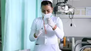 ¿Quién creó el Día de la Enfermera en México y qué fecha se celebra?