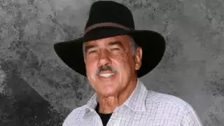 A esto se dedica Andrés García luego de su retiro de las telenovelas.