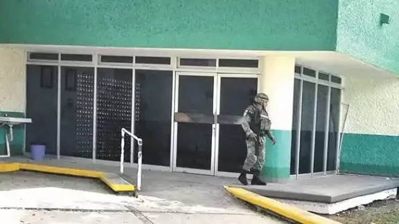 El desconocido se dio a la fuga luego de realizar la detonación del arma El desconocido se dio a la fuga luego de realizar la detonación del arma