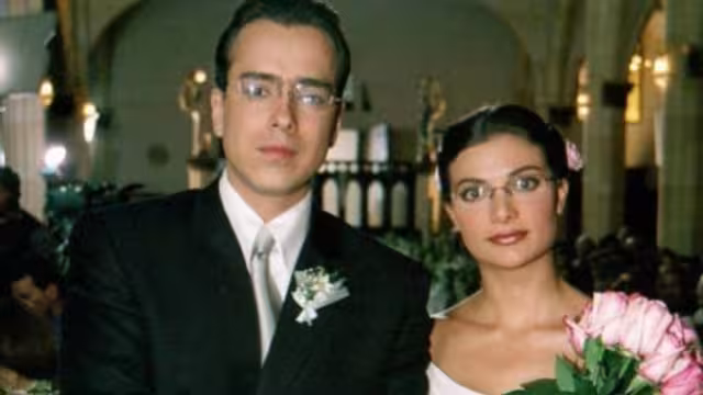 Betty y Don Armando el día de su boda en la novela. Foto: Especial