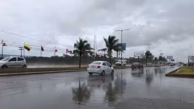 Las constantes precipitaciones que se registran desde hace más de 48 horas no han sido tan fuertes que puedan generar inundaciones o deslaves, como ya ha ocurrido.