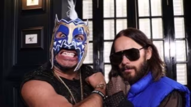 El actor fue entrevistado por el youtuber y protagonizaron un divertido baile