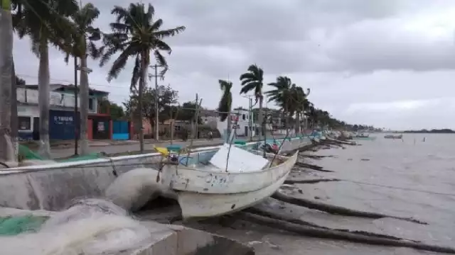 El Frente Frío 27 estará generando lluvias fuertes y oleaje de 1 a 3 metros de altura en las costas de Yucatán