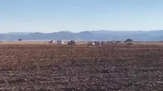 La aeronave se desplomó en la carretera Durango-Parral. Foto: Captura de pantalla
