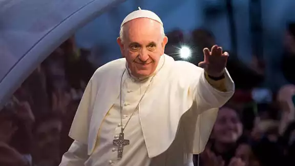 El Papa Francisco falleció a los 88 años de edad El Papa Francisco falleció a los 88 años de edad