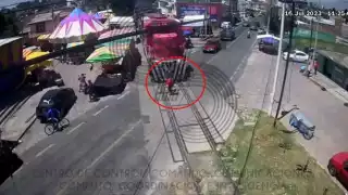 Hombre es arrollado por un tren en Tlaxcala: VIDEO