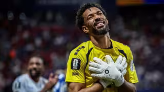 Vozinha ya está en Santiago: el arquero de Cabo Verde será nuevo jugador de Colo-Colo