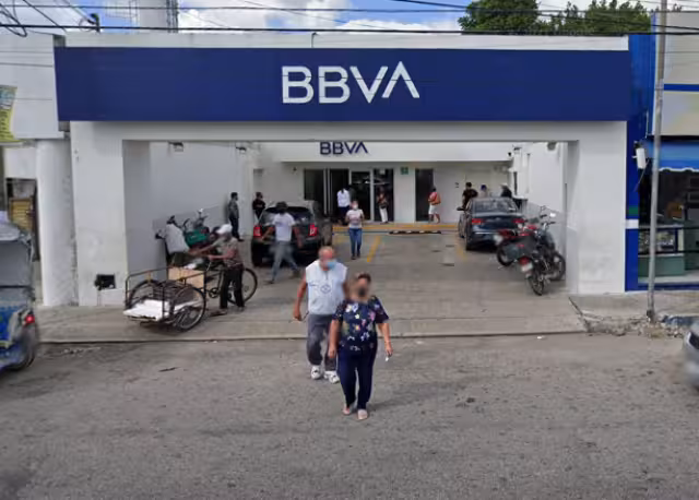 Los bancos en Mérida permanecerán cerrados este primero de mayo