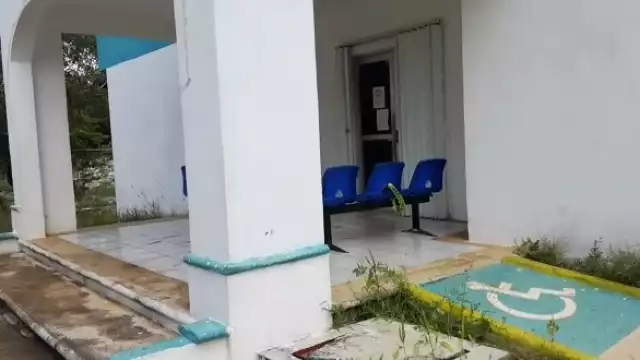 El hombre fue llevado al hospital tras ser atacado por su amigo de parranda