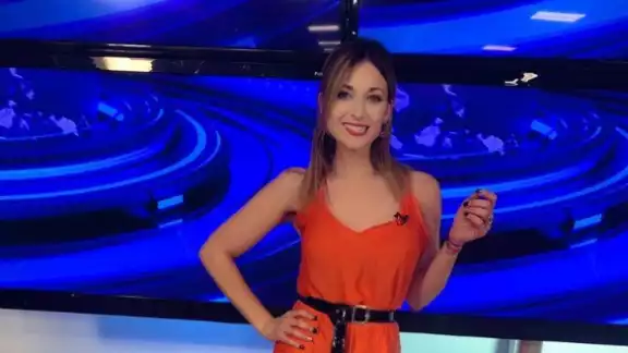 La locutora argentina Noelia Novillo anunció la muerte de William Shakespeare como algo reciente La locutora argentina Noelia Novillo anunció la muerte de William Shakespeare como algo reciente