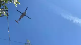 Un helicóptero de la Marina sobrevolaba el área