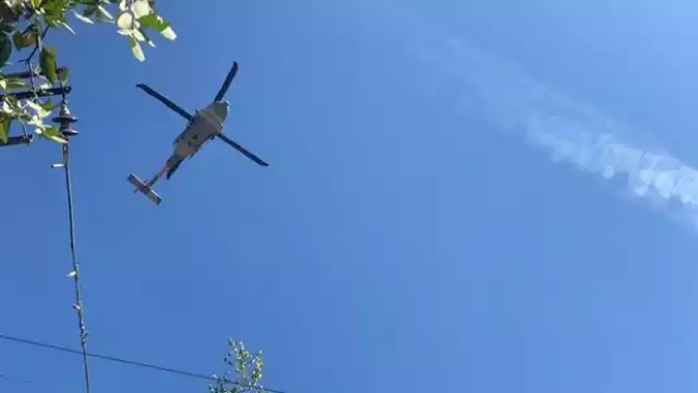 Un helicóptero de la Marina sobrevolaba el área