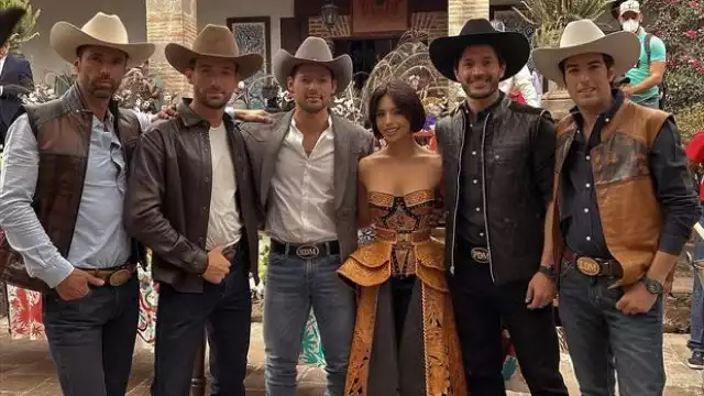 Ángela Aguilar inició el año con el pie derecho y le vienen más proyectos. Foto: Instagram