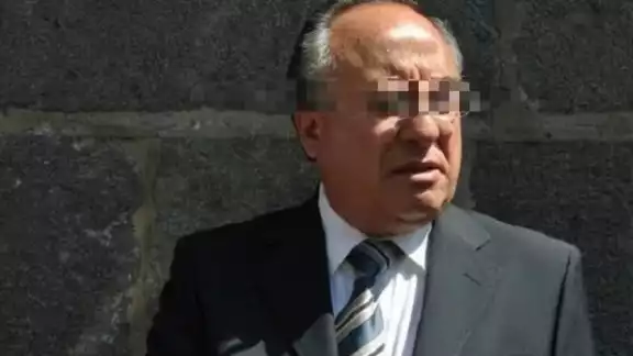 El exsecretario es investigado por diversos actos de corrupción durante su ejercicio como funcionario público El exsecretario es investigado por diversos actos de corrupción durante su ejercicio como funcionario público