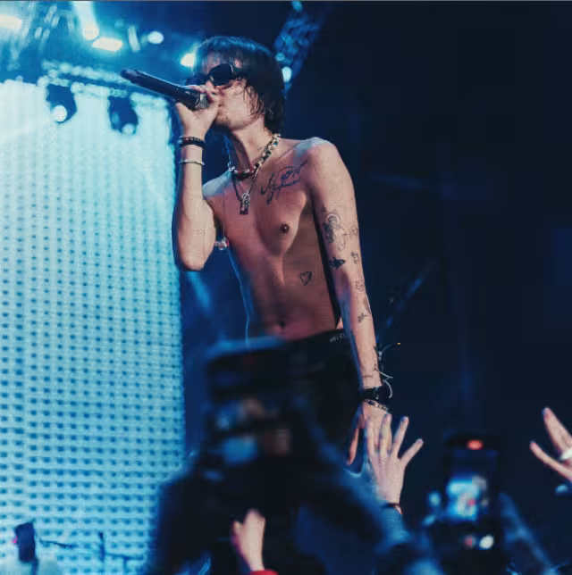 El cantante lamenta lo sucedido y compartió en su cuenta de Twitter un mensaje para los que asistieron al concierto