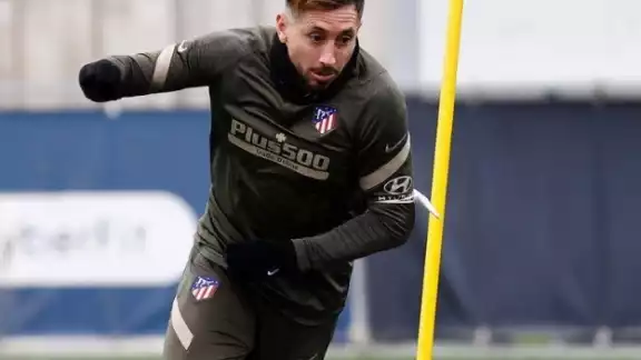 Héctor Herrera viajó a México con permiso del club Héctor Herrera viajó a México con permiso del club