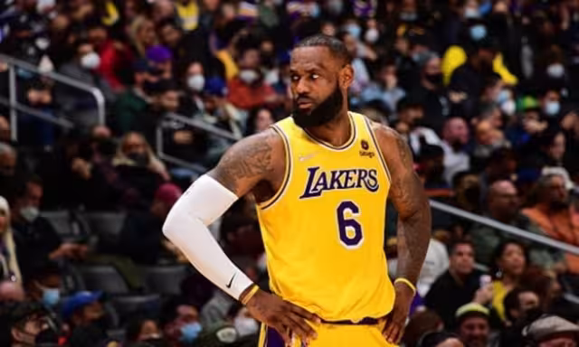 LeBron James continúa rompiendo récords en la NBA