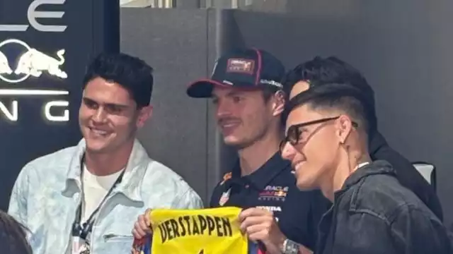 Max se pinta de azulcrema en el GP de México