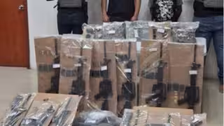 Vinculan a proceso a presuntos integrantes del CJNG con arsenal del ejército en Playa del Carmen