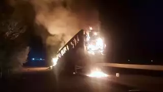 Pobladores se sorprendieron por las intensas llamas