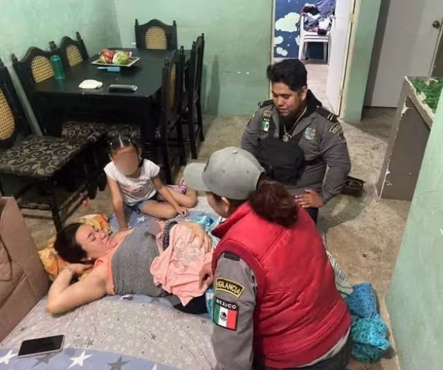 Ante la ausencia de su esposa la mujer tuvo que pedir auxilio a los veladores del lugar