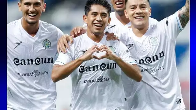 El oriundo de Cancún inició en plan grande con La Ola Futbolera