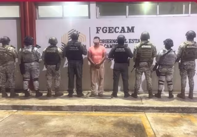 La Fiscalía de Campeche ejecutó dos órdenes de cateo en el municipio de Carmen.