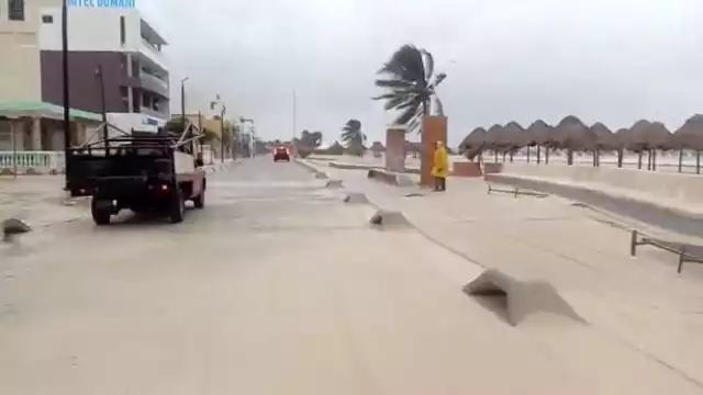 Se espera que en las próximas horas el Huracán Agatha avance sobre el Sur de México