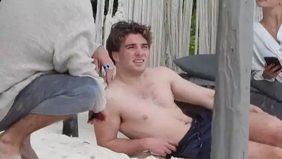 A Rocco Ritchie no se le veía desde el 2016 A Rocco Ritchie no se le veía desde el 2016