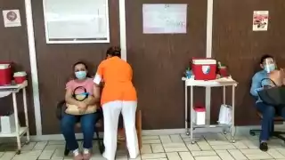 Por ahora, únicamente los Hospitales Generales del IMSS y de Pemex son quienes aplican la vacuna