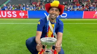 El padre del futbolista escribió en redes sociales