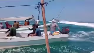 Buzos ilegales evaden vigilancia en Isla Arena; más de 400 pescadores afectados