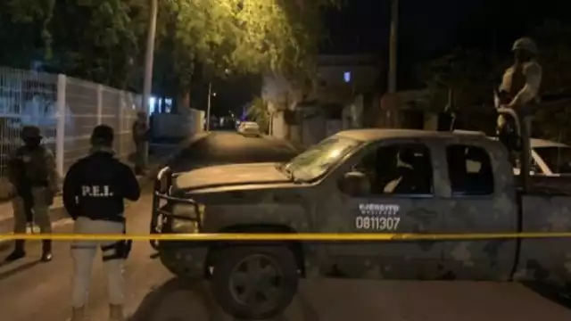 Dos personas fueron detenidas en el operativo, mientras que otro logró escapar de las autoridades