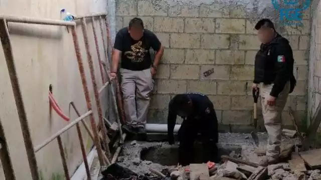 Tras el cateo, el personal de la FGE reportó el hallazgo de los cuerpos