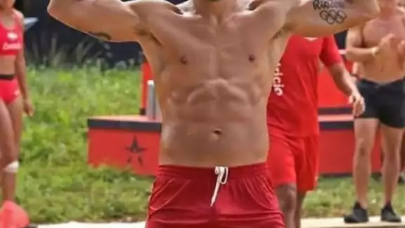 Misael abandonó la competencia por una lesión en el hombro Misael abandonó la competencia por una lesión en el hombro